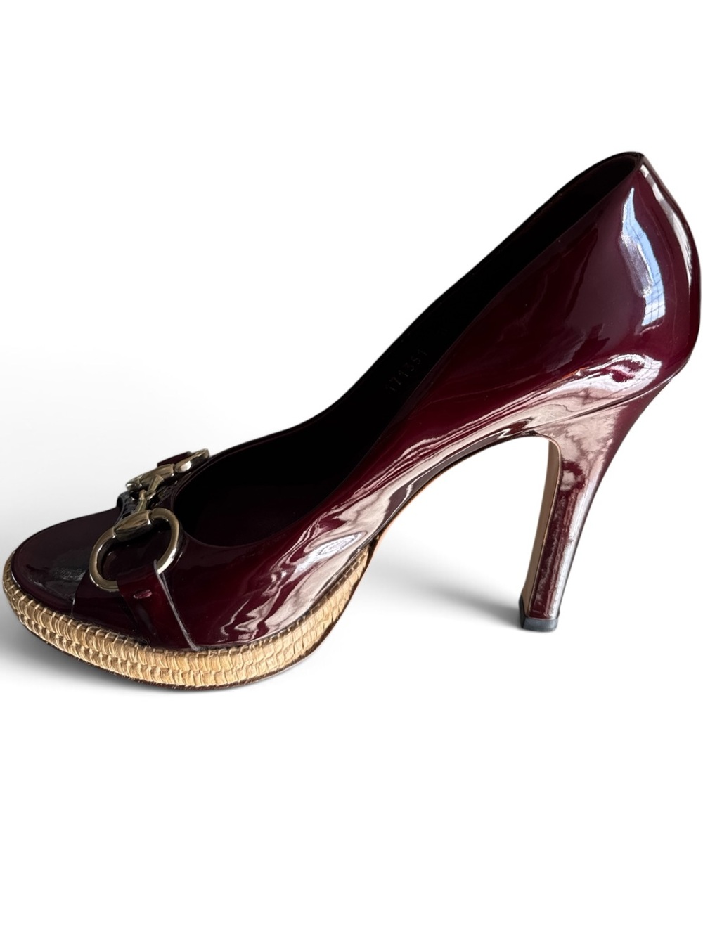 Gucci Vintage Burgundy Patent Leather Horsebit Pumps Gold Trim Size 8B